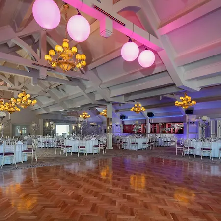 Treacys Oakwood Hotel, Shannon-3